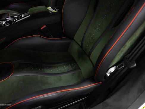 Used 2024 Lamborghini Huracan Sterrato image 35