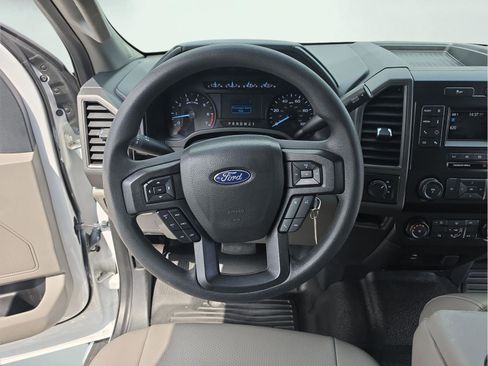 Used 2022 Ford F250 XL w/ Power Equipment Group AWD/4WD image 16