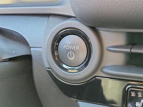 Used 2024 Toyota Crown Platinum image 32