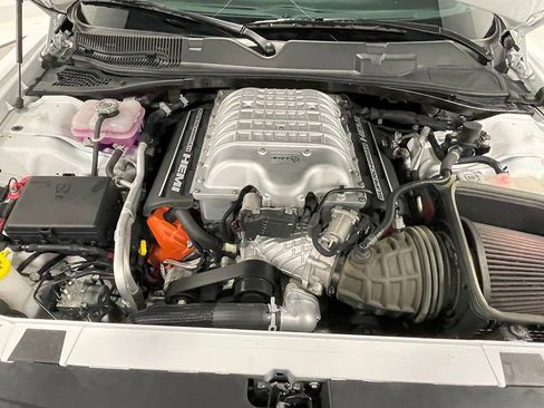 Used 2020 Dodge Challenger SRT Hellcat image 21