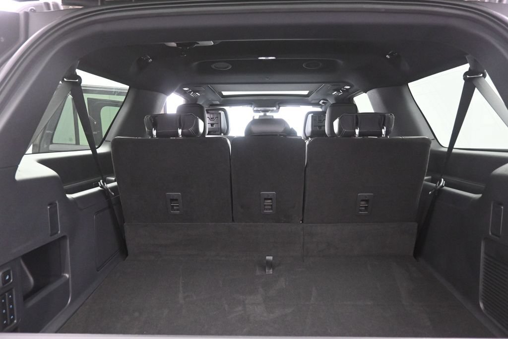 Used 2027 Ford Expedition Max Platinum w/ Stealth Performance Package AWD/4WD image 2