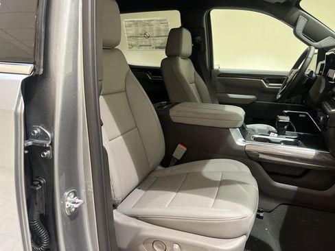New 2026 Chevrolet Silverado 1500 LTZ w/ Z71 Off-Road Package AWD/4WD image 25