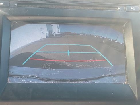 Used 2017 Toyota Camry SE image 11