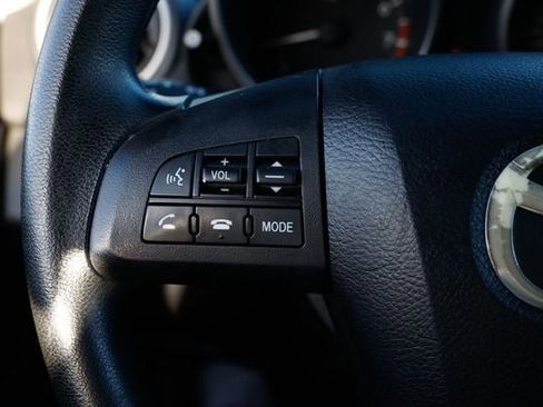 Used 2011 MAZDA MAZDA3 i Touring image 30