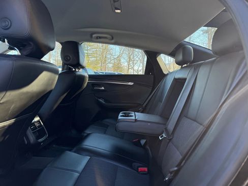Used 2016 Chevrolet Impala LT image 15