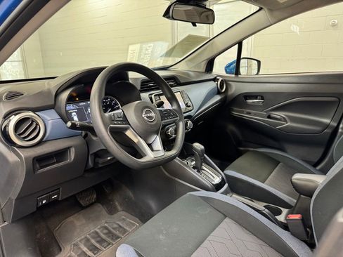 Used 2024 Nissan Versa SV FWD image 12
