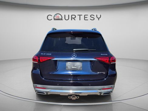 Used 2020 Mercedes-Benz GLE 350 4MATIC image 4
