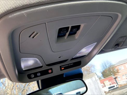 Used 2015 Chevrolet Impala LTZ image 30