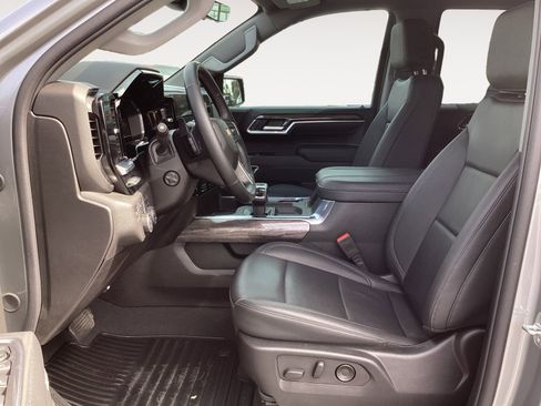 Used 2025 Chevrolet Silverado 1500 LTZ w/ LTZ Premium Texas Edition image 27
