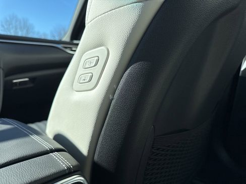 Used 2025 Genesis G70 2.5T w/ Sport Prestige Package image 16