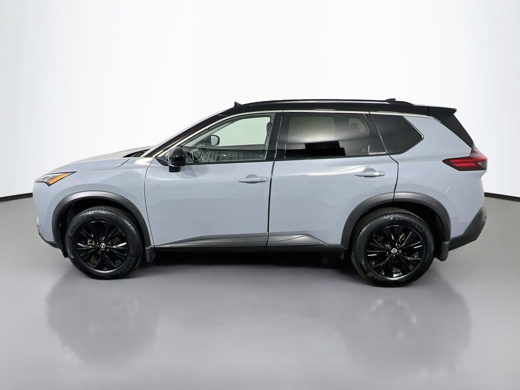 Used 2023 Nissan Rogue SV w/ SV Premium B Package AWD/4WD image 4