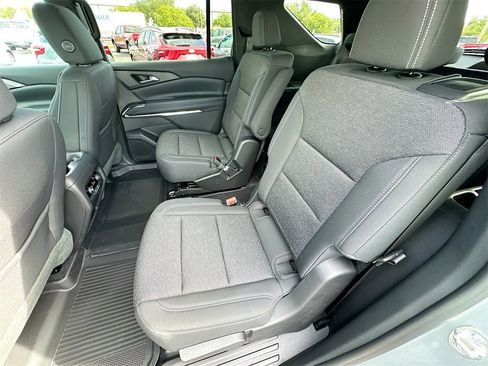 New 2026 Chevrolet Traverse LT w/ LPO, Floor Liner Package image 17