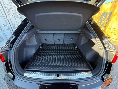 Used 2022 Audi Q3 2.0T Premium w/ Convenience Package image 24