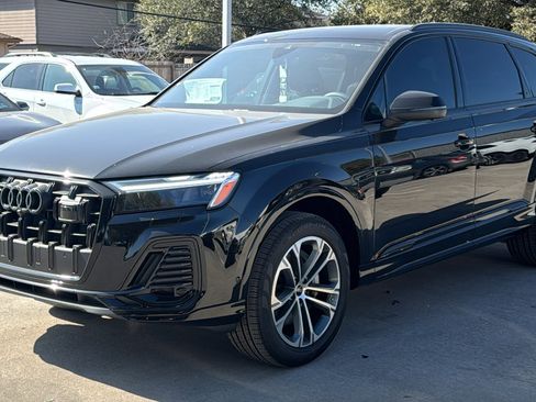 New 2026 Audi Q7 2.0T Premium image 3