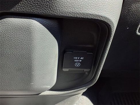 Used 2025 RAM 1500 Classic Warlock image 9