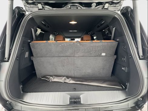 Used 2024 Lexus GX 550 w/ Cold Area Package AWD/4WD image 17