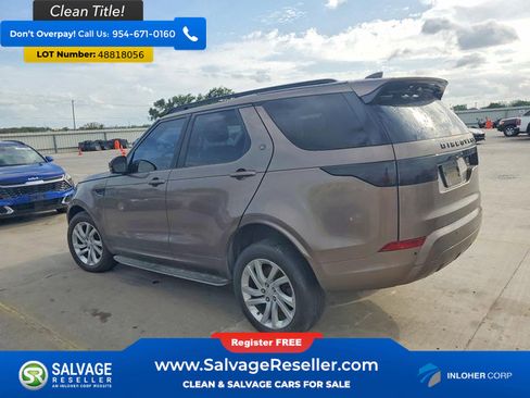 Used 2017 Land Rover Discovery HSE AWD/4WD image 3