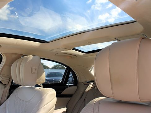 Used 2014 Mercedes-Benz S 550 Sedan image 24