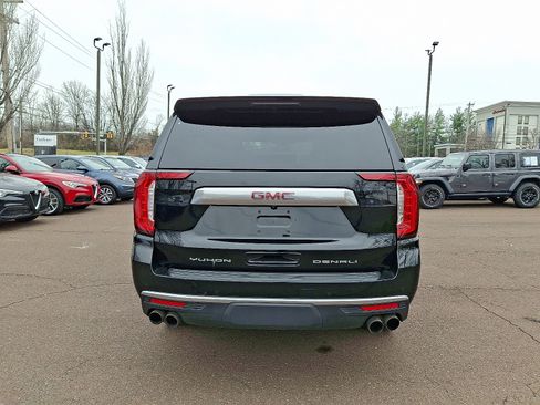 Used 2023 GMC Yukon Denali image 5