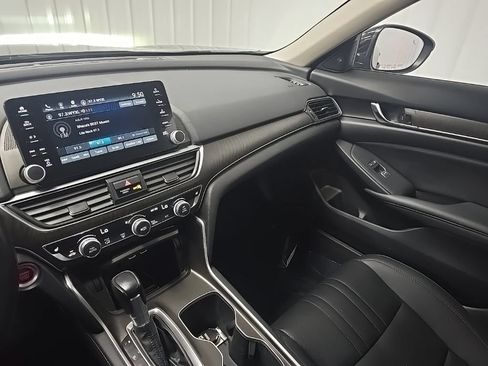 Used 2022 Honda Accord EX-L image 26