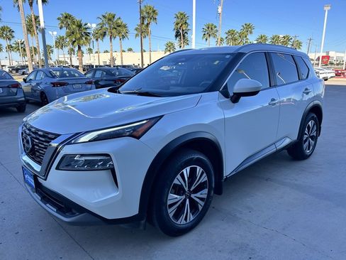 Certified 2023 Nissan Rogue SV w/ SV Premium B Package image 3