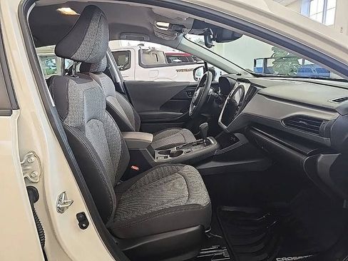 Used 2024 Subaru Crosstrek 2.0i Premium AWD/4WD image 37