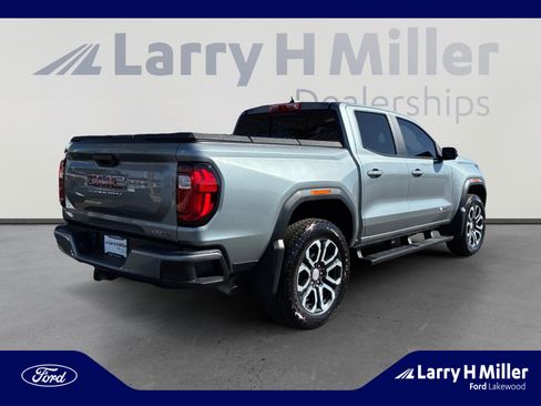 Used 2024 GMC Canyon AT4 w/ AT4 Premium Package image 5