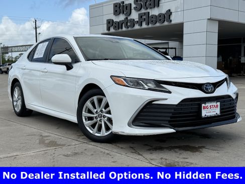 Used 2024 Toyota Camry LE FWD image 2