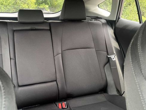 Used 2021 Toyota Venza LE AWD/4WD image 30
