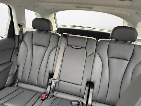 Used 2023 Audi Q7 2.0T Premium Plus image 11