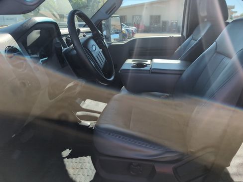 Used 2014 Ford F450 4x4 Crew Cab Super Duty image 10