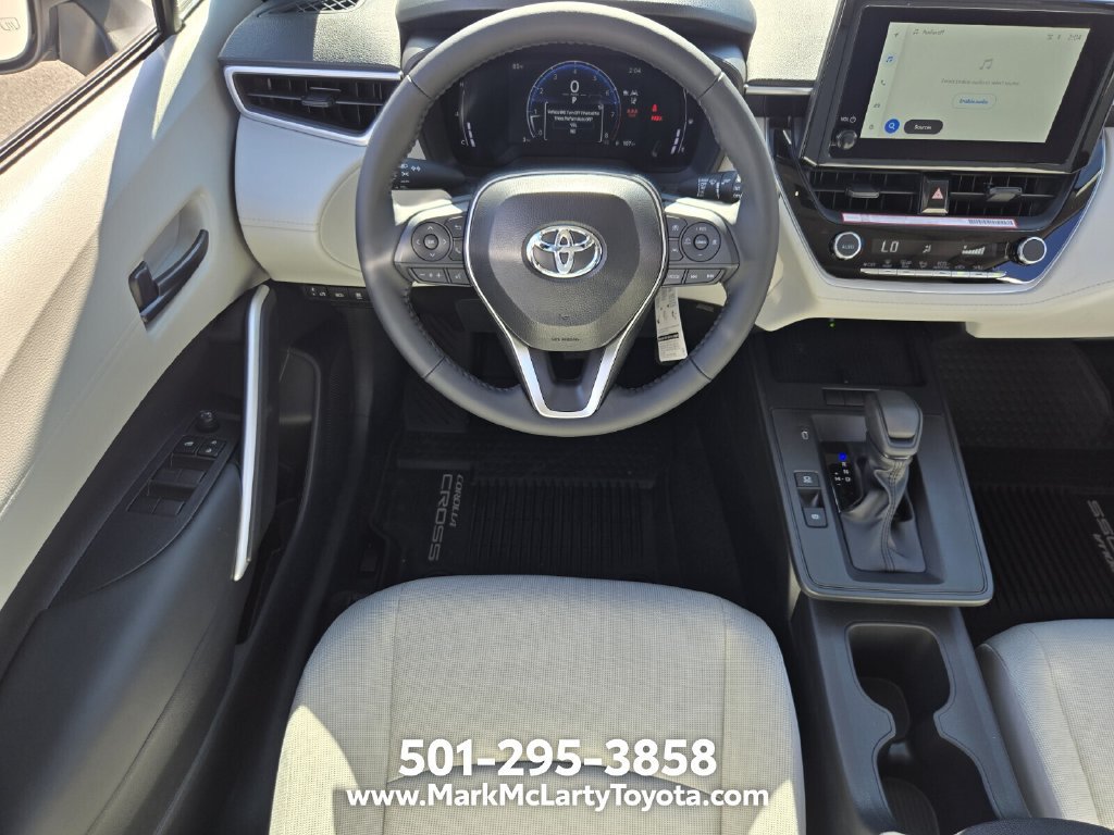 New 2026 Toyota Corolla Cross LE w/ Moonroof Package FWD image 10