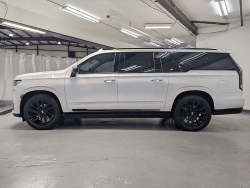 Used 2021 Cadillac Escalade ESV Sport w/ Driver Assist Tech Package RWD image 27