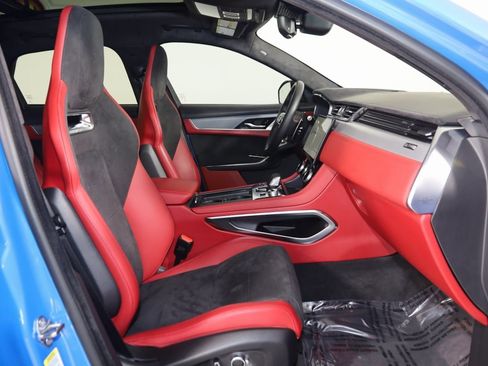 Used 2024 Jaguar F-PACE SVR image 13