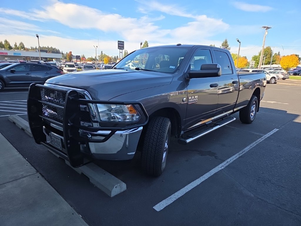Used 2014 RAM 3500 Tradesman w/ Chrome Appearance Group RWD image 3