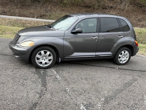 Used 2004 Chrysler PT Cruiser Touring image 1