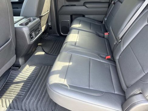 Used 2024 Chevrolet Silverado 1500 RST w/ Convenience Package II RWD image 10