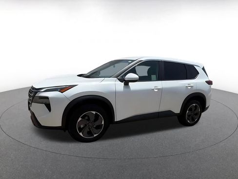 Used 2025 Nissan Rogue SV FWD image 8
