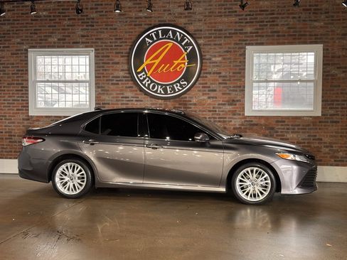 Used 2018 Toyota Camry XLE w/ Audio Package image 20