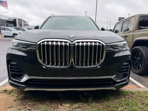 Used 2020 BMW X7 xDrive40i w/ Premium Package AWD/4WD image 2