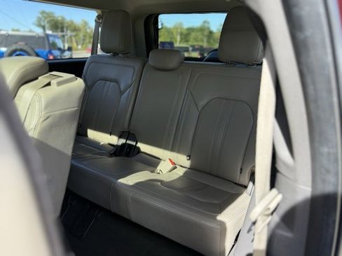 Used 2021 Ford Expedition Max Limited image 20