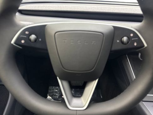Used 2026 Tesla Model Y Long Range RWD image 55
