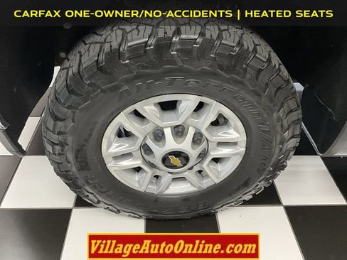 Used 2022 Chevrolet Silverado 2500 LT w/ Convenience Package AWD/4WD image 9
