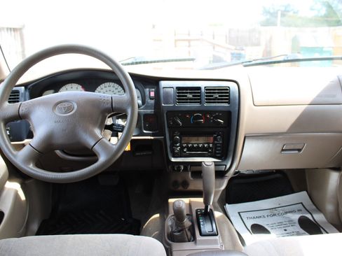 Used 2002 Toyota Tacoma 4x4 Double Cab image 14