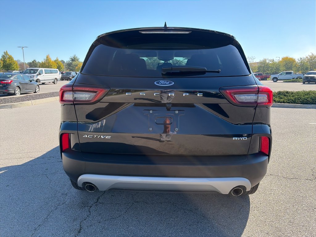 Used 2025 Ford Escape Active AWD/4WD image 6