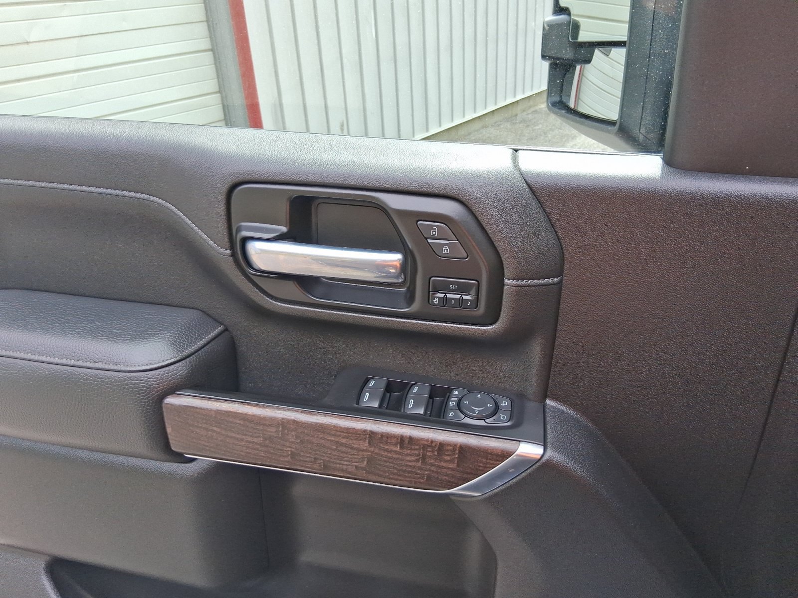 Used 2022 GMC Sierra 2500 Denali AWD/4WD image 9