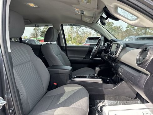 Used 2021 Toyota Tacoma SR5 w/ Blackout Package (TMS) image 24