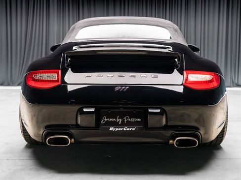 Used 2009 Porsche 911 Cabriolet image 40