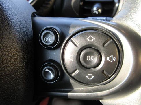 Used 2017 MINI Cooper Clubman S image 22