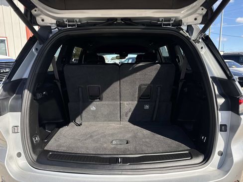 Used 2021 Jeep Grand Cherokee L Laredo image 8